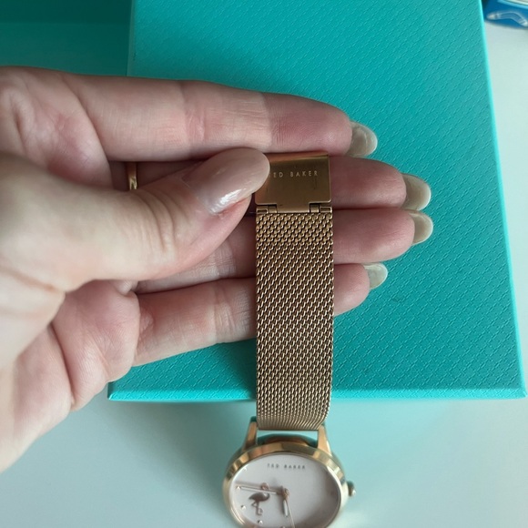 Ted Baker stainless steel rose gold watch - Picture 4 of 4